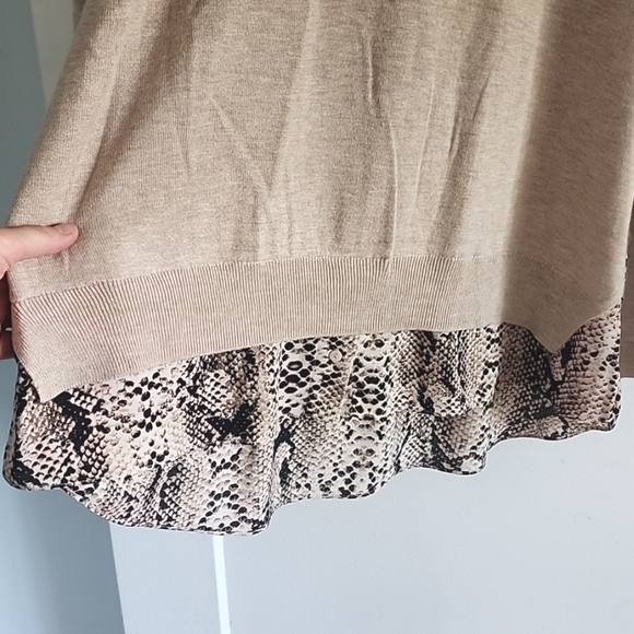 NYDJ Cashmere blend Sweater with attached blouse size XL - Picture 4 of 7